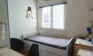 DISEWA RUMAH TAHUNAN 3 LANTAI ROOFTOP FURNISH BAGUS SENTUL CITY SSR874