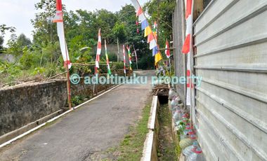 Tanah 1300 m² lebar muka 20 m di saratan, mertoyudan, magelang
