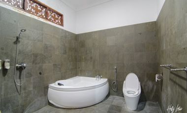 Private Villa di Montong, Batu Layar dekat Senggigi