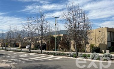 Casa en Venta en Condominio Peumayen