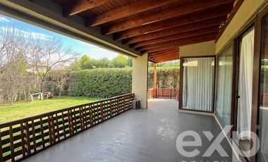 Casa en Venta en Condominio Peumayen