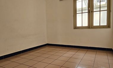 Rumah dekat sekolahan dian harapan lippo village