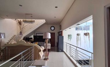 Dijual Rumah Mewah di Gajah Mungkur Semarang, Bebas Banjir, Furnished