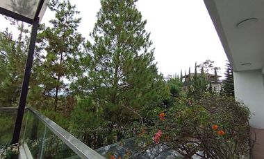 RUMAH MEWAH DI SAYAP DAGO dengan Pemandangan Kota Bandung