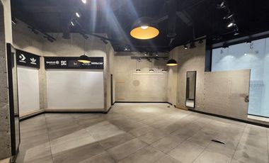 Arriendo de local Comercial en MALL