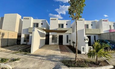 Casa en zona Poniente de Mérida - 2 recámaras con patio amplio