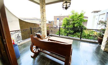 Rumah luas full furnished Dawung wetan serengan Solo