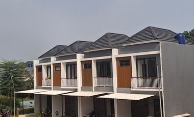 Rumah 2 lantai siap huni 3 kamar tidur selangkah dekat tol pamulang