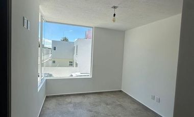 Renta De Casa Bosques ICA Residencial