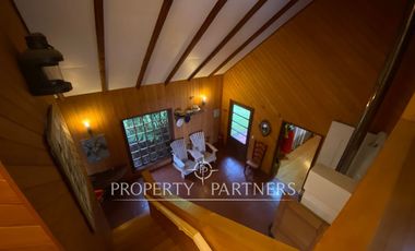 CASA BORDE LAGO RANCO