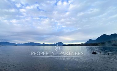 CASA BORDE LAGO RANCO