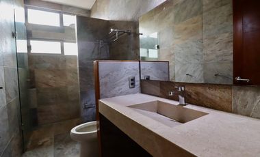 EDIFICIO EN VENTA COL BOSQUE CAMELINAS: