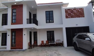 Disewakan Rumah Daerah Tanjung Barat Jakarta Selatan