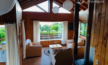 Casa en Arriendo en Sector Alto Los Riscos, Pucón La Araucanía.