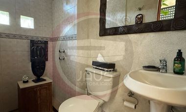 Exclusiva casa en venta en Lomas de Cocoyoc, colindante al campo de golf