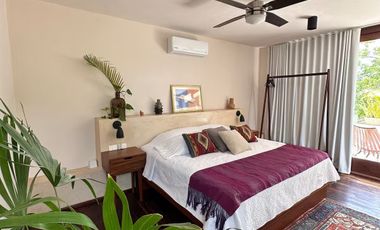 Casa de 5 habitaciones a cuadra y media del Corredor Gastronómico