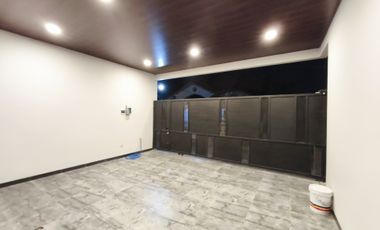 Rumah solo kolam renang sumber manahan colomadu