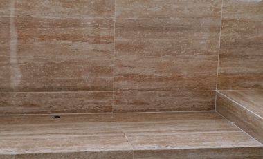 Rumah 2 lantai cantik hook perum belakang Superindo merr