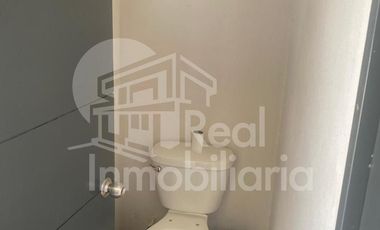 Terreno comercial con departamentos en Salitrillo