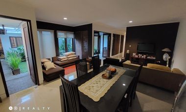 RUMAH MEWAH DESIGN ARSITEK DI CIGADUNG DAGO BANDUNG Harga Nego