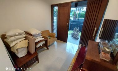 RUMAH MEWAH DESIGN ARSITEK DI CIGADUNG DAGO BANDUNG Harga Nego