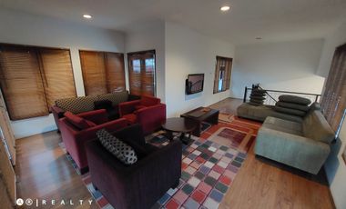 RUMAH MEWAH DESIGN ARSITEK DI CIGADUNG DAGO BANDUNG Harga Nego