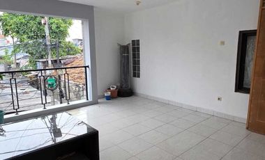 DIJUAL MURAH RUMAH SIAP HUNI DI KEBON BARU