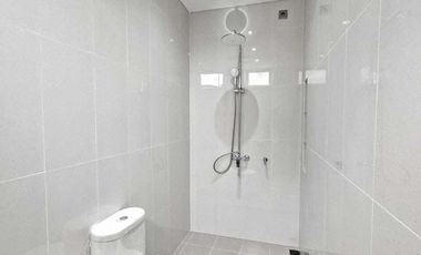 Rumah luas mewah di komplek setiabudi regency