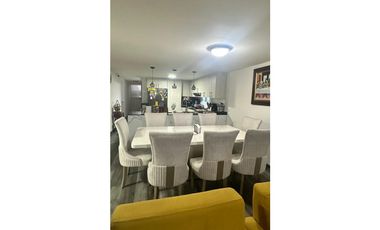 24 DE DICIEMBRE / ALTOS DEL ANGEL / 200M / 4 HABITACIONES / CERCADA JC