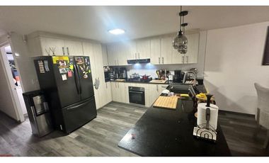 24 DE DICIEMBRE / ALTOS DEL ANGEL / 200M / 4 HABITACIONES / CERCADA JC