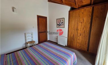 Casa en Venta - Barrio B5 - Excelente Estado - Quincho - Financiación