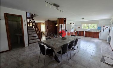 Casa en Venta - Barrio B5 - Excelente Estado - Quincho - Financiación