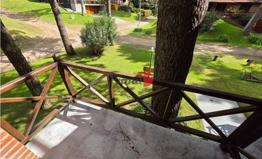 Casa en Venta - Barrio B5 - Excelente Estado - Quincho - Financiación