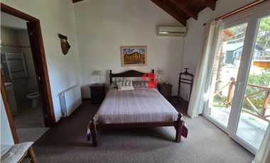 Casa en Venta - Barrio B5 - Excelente Estado - Quincho - Financiación