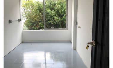 OFICINA EN ARRIENDO EN EL SECTOR DE LOS BALSOS