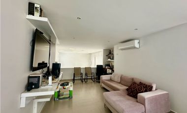 ESTILO Y COMODIDAD EN CASA DE DOS NIVELES EN VENTA O ARRIENDO. PTO COL