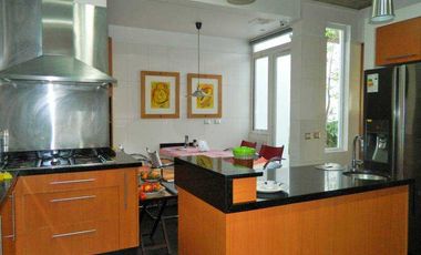 Casa en arriendo en LAS CONDES