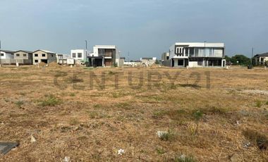 Venta de Terreno de 215.6 m2 en Isla Celeste, Etapa Babor, Samborondón. J.Mar