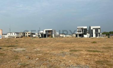 Venta de Terreno de 215.6 m2 en Isla Celeste, Etapa Babor, Samborondón. J.Mar