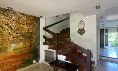 Constitucion - Chalet 280 Cub. Lote de 396