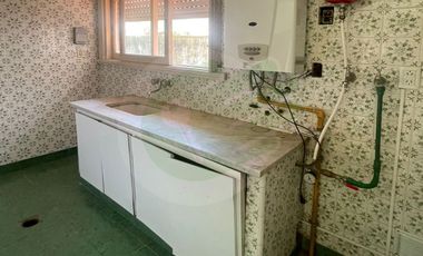 Constitucion - Chalet 280 Cub. Lote de 396