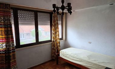 Constitucion - Chalet 280 Cub. Lote de 396