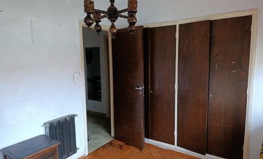 Constitucion - Chalet 280 Cub. Lote de 396