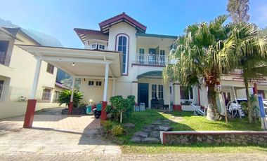 Villa Tawangmangu full furnish  kawasan premium