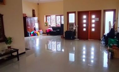 19. DIJUAL RUMAH KEBONSARI ELVEKA JAMBANGAN SURABAYA BU