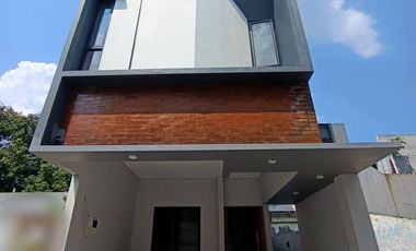 Rumah 3.5 Lt Siap Huni Fully Furnished di Pondok.Labu Dekat Fatmawati