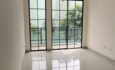 Jual rugi Rumah siap huni Green Village Cipondoh