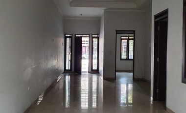 DISEWAKAN RUMAH  DI BATUNUNGGAL MULIA BATUNUNGGAL BANDUNG