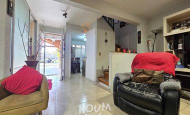 LINDA CASA EN CONDOMINIO CON PISCINA