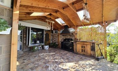 LINDA CASA EN CONDOMINIO CON PISCINA